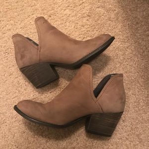 Steve Madden booties